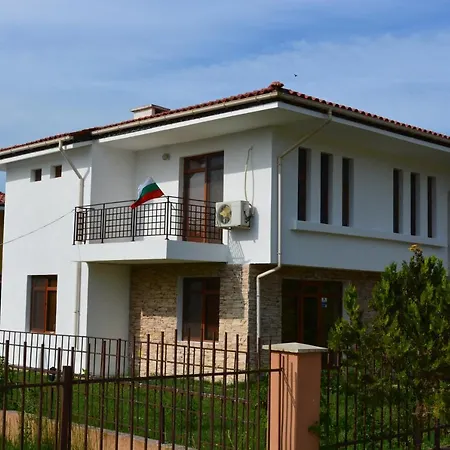 Green Valley Guest Houses