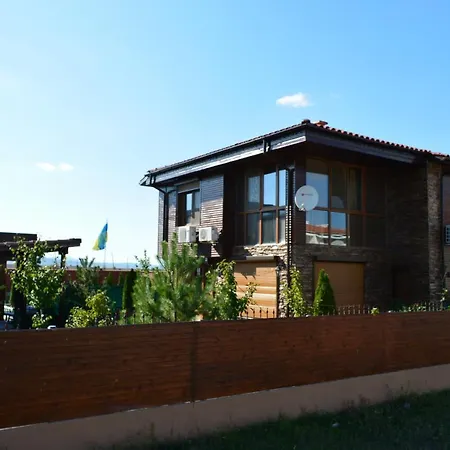 Green Valley Guest Houses *